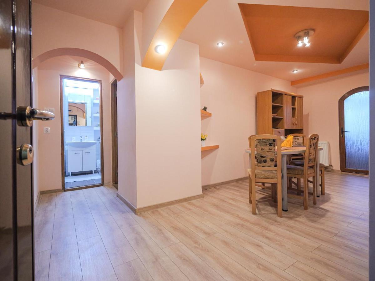 Luxury Ultracentral Curtea de Argeş Exteriör bild